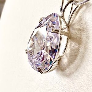 COPY - 💥EXCLUSIVE 💥🌺💥 53.27carat White Sapphire ⭐️⭐️⭐️